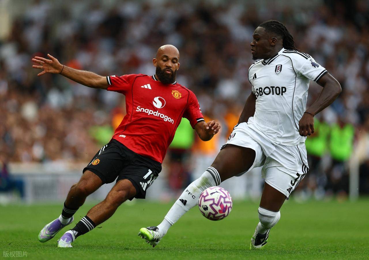 曼联发布备战花絮，赛后扳平良机，NBA常规赛任务艰巨，赛程密集仍需轮换的简单介绍