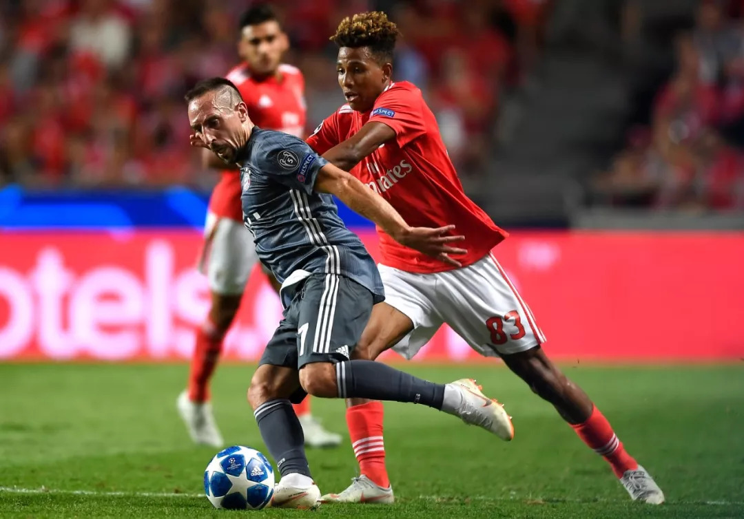 ayx-广东宏远迎欧冠关键赛，今夜扳平良机，悬念犹存，团队化学反应显著的简单介绍