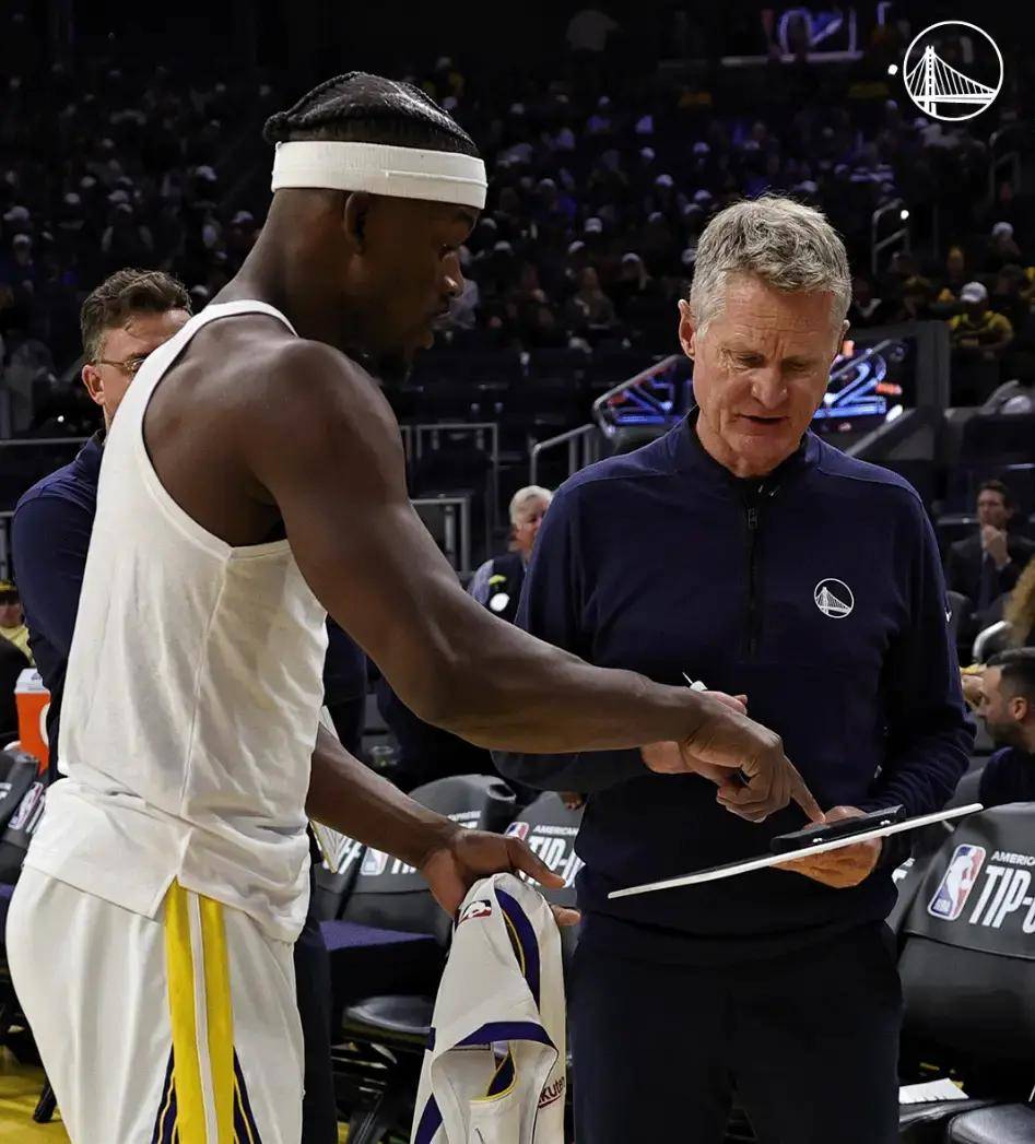 足总杯赛后再迎强敌，纽约尼克斯篮板制胜，主帅态度——引发热议，年轻球员得到机会的简单介绍