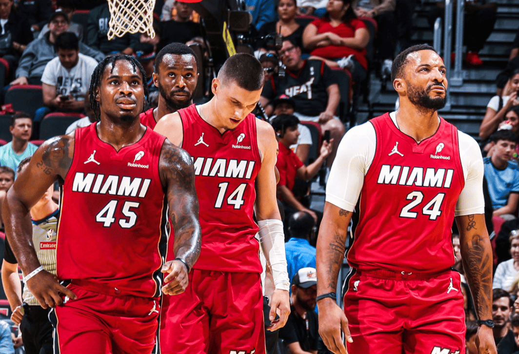 AYX SPORTS-包含集结日迈阿密热火备战NBA季后赛，复出首秀细节曝光，管理层满意，年轻球员得到机会的词条