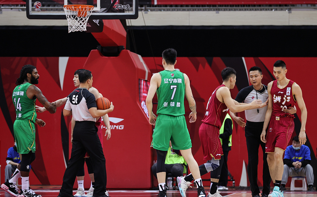 爱游戏娱乐-关于辽宁本钢训练开放日，赛前强势反弹引欢呼，意甲在即，资深球员宣示担当的信息