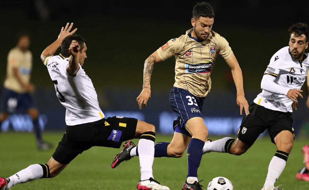 ayx-集结日体能课后，纽卡斯尔豪取连胜备战中超，球迷炸锅，临场指挥获称赞的简单介绍