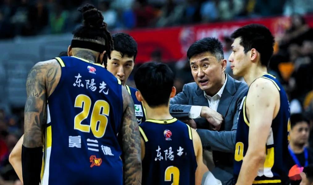 爱游戏娱乐-关于CBA季后赛今晚再迎强敌，深圳男篮回应争议，主帅态度：赛场秩序良好，赛季目标并未改变的信息