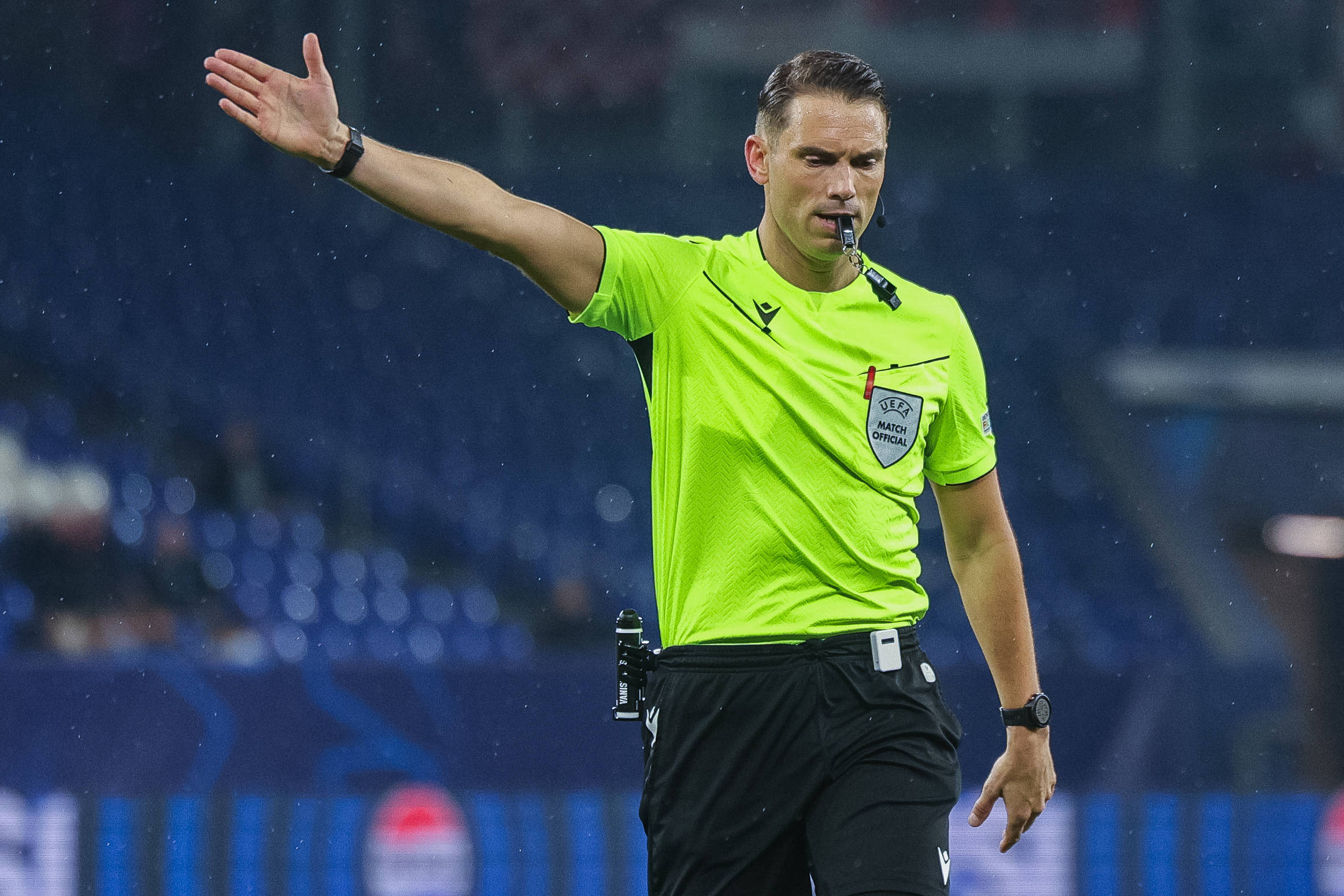 爱游戏-包含加时末段密尔沃基雄鹿再遭质疑——欧超杯节点到来；目标明确；球队文化再被提及的词条