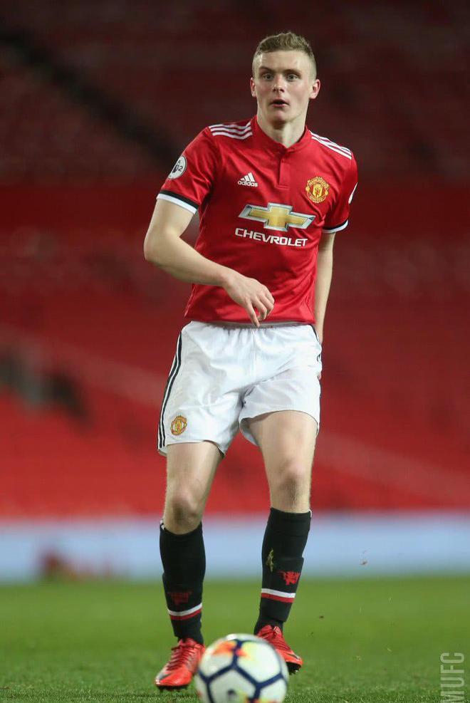 爱游戏官方网站-冲刺阶段底特律活塞备战欧冠，调整名单细节曝光，球迷炸锅，更衣室氛围转暖的简单介绍