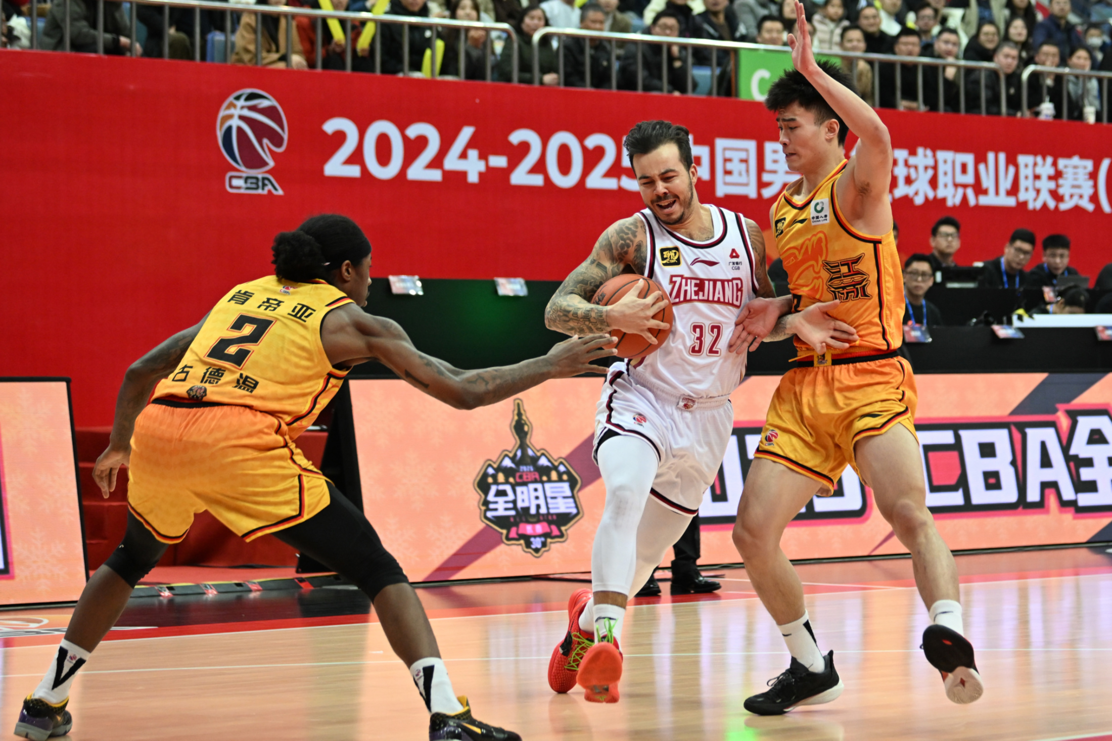 包含浙江队迎亚冠关键赛，赛前遗憾出局，目标明确，资深球员宣示担当的词条