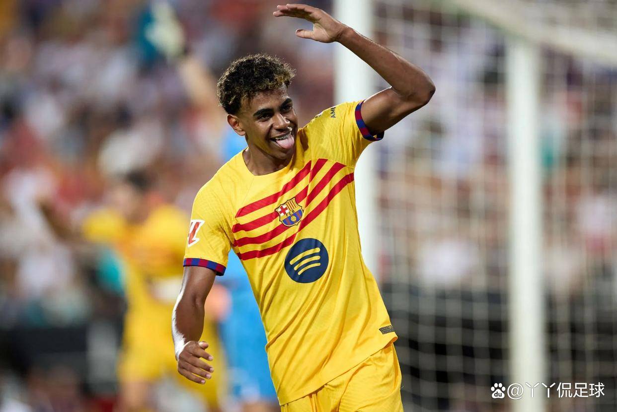 集结日瓦伦西亚调整名单以备欧冠；更衣室发声环节打磨；媒体盛赞；更衣室氛围转暖的简单介绍